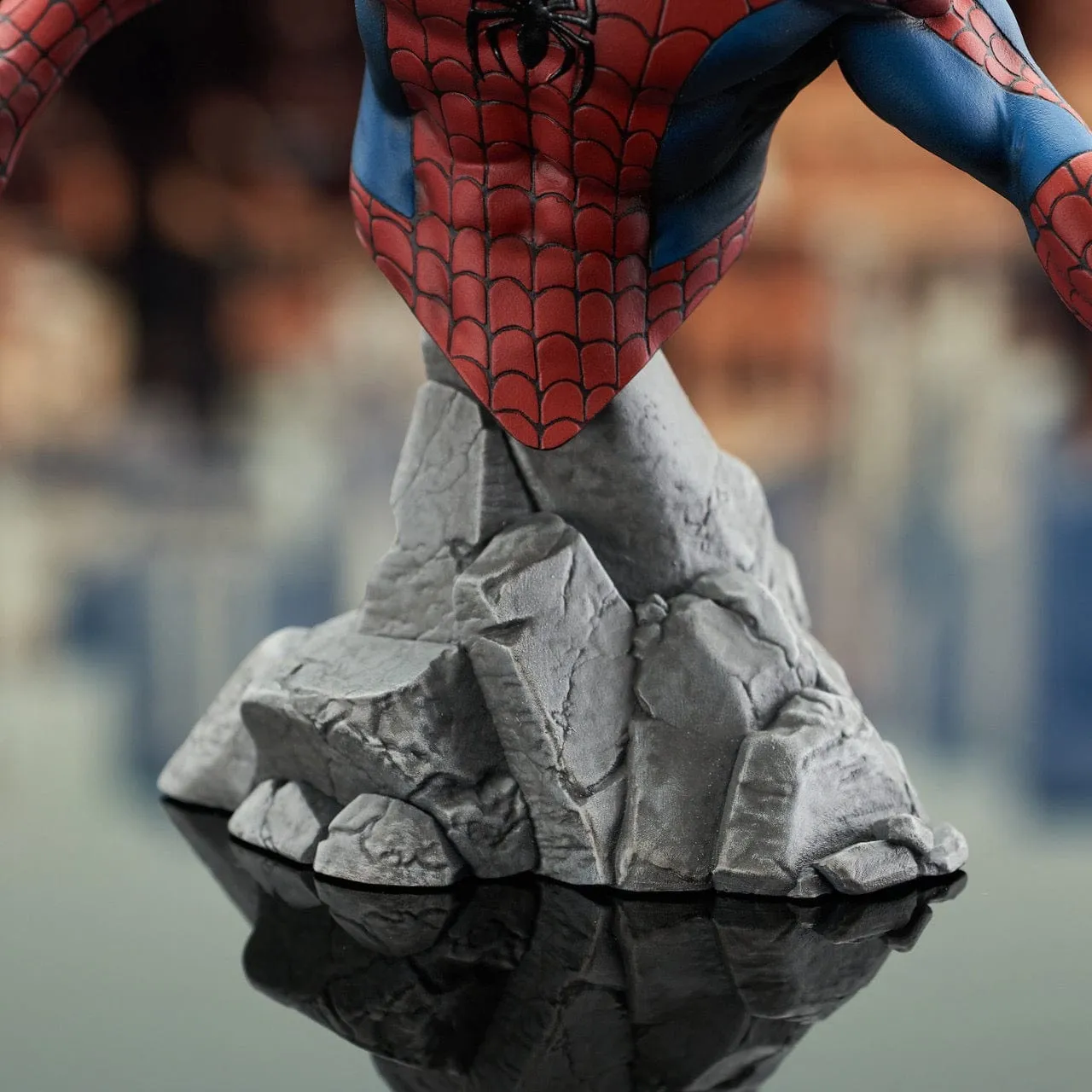 Marvel Comics Spider-Man 1:7 Scale Resin Mini-Bust
