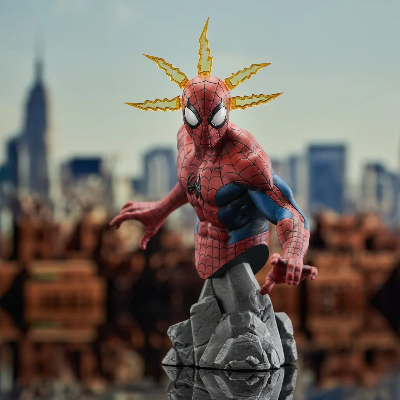 Marvel Comics Spider-Man 1:7 Scale Resin Mini-Bust